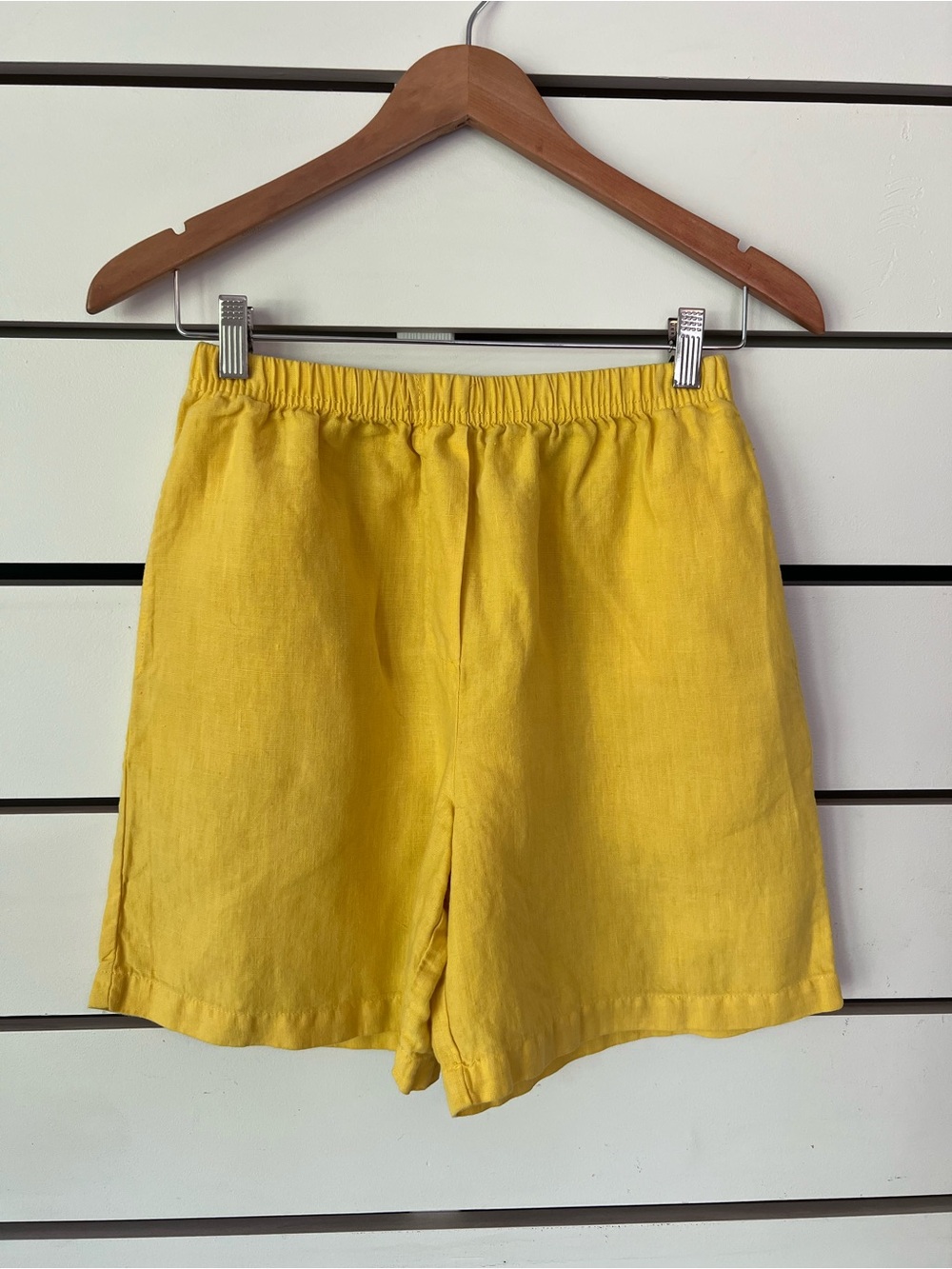 Vintage 90’s Russ Berens 100% Linen Shorts Yellow Size Small High Waisted USA